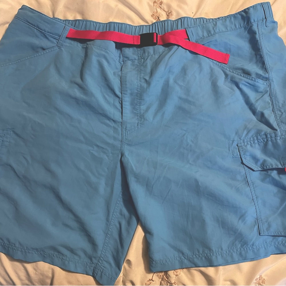 Men’s swim trunks